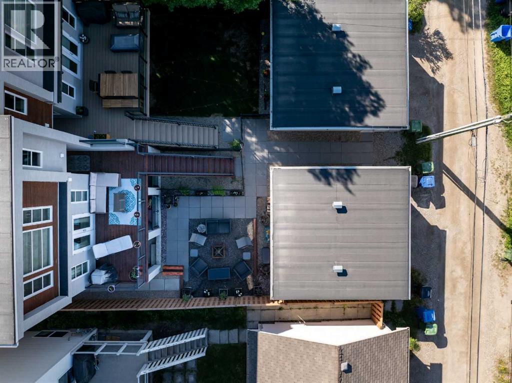 Single Family House for Sale in   Avenue NW Montgomery Calgary 