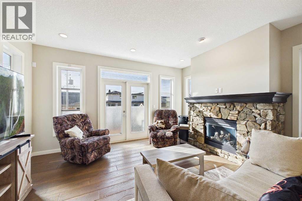 Single Family House for Sale in   Avenue NW Montgomery Calgary 