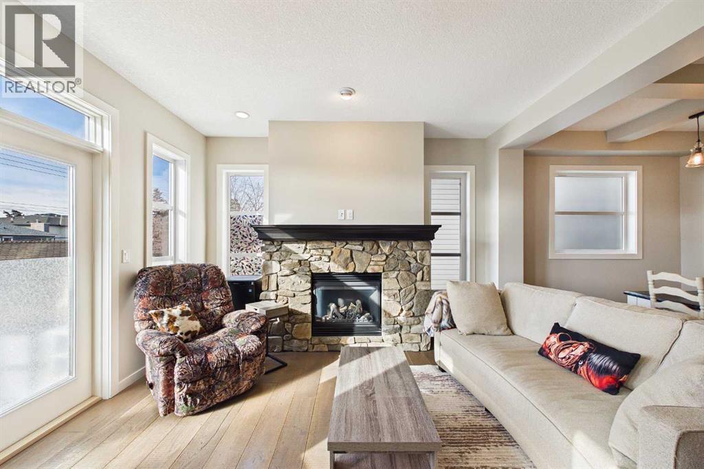 Single Family House for Sale in   Avenue NW Montgomery Calgary 