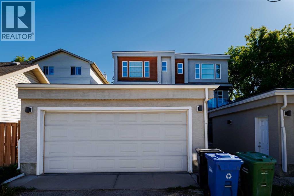 Single Family House for Sale in   Avenue NW Montgomery Calgary 