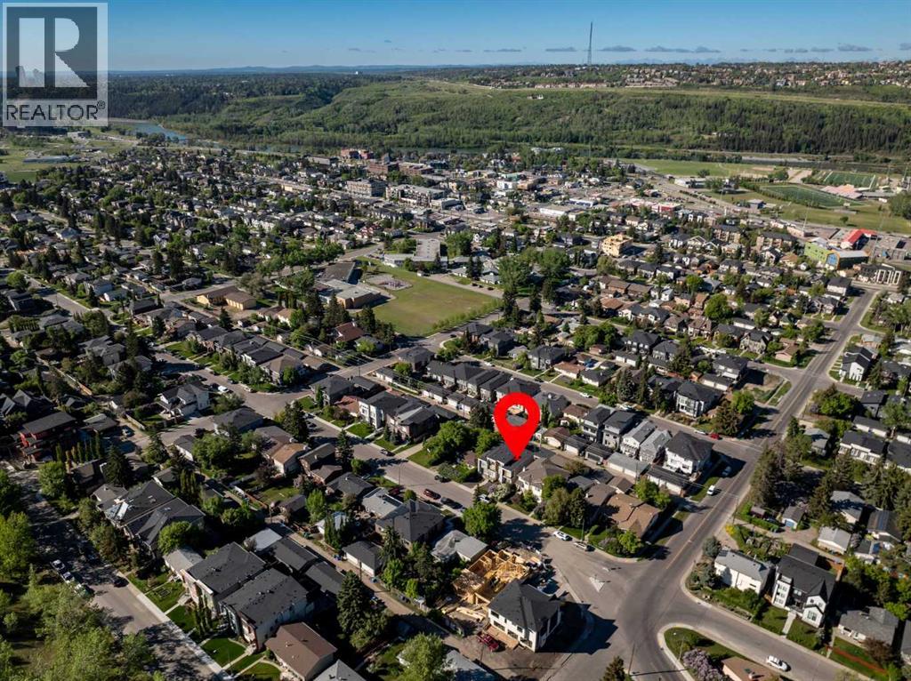 Single Family House for Sale in   Avenue NW Montgomery Calgary 