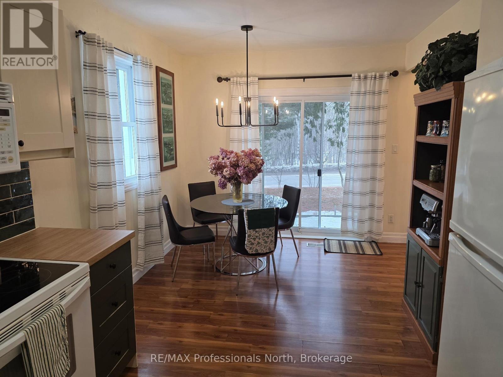 26 KITCHEN ROAD S - 10