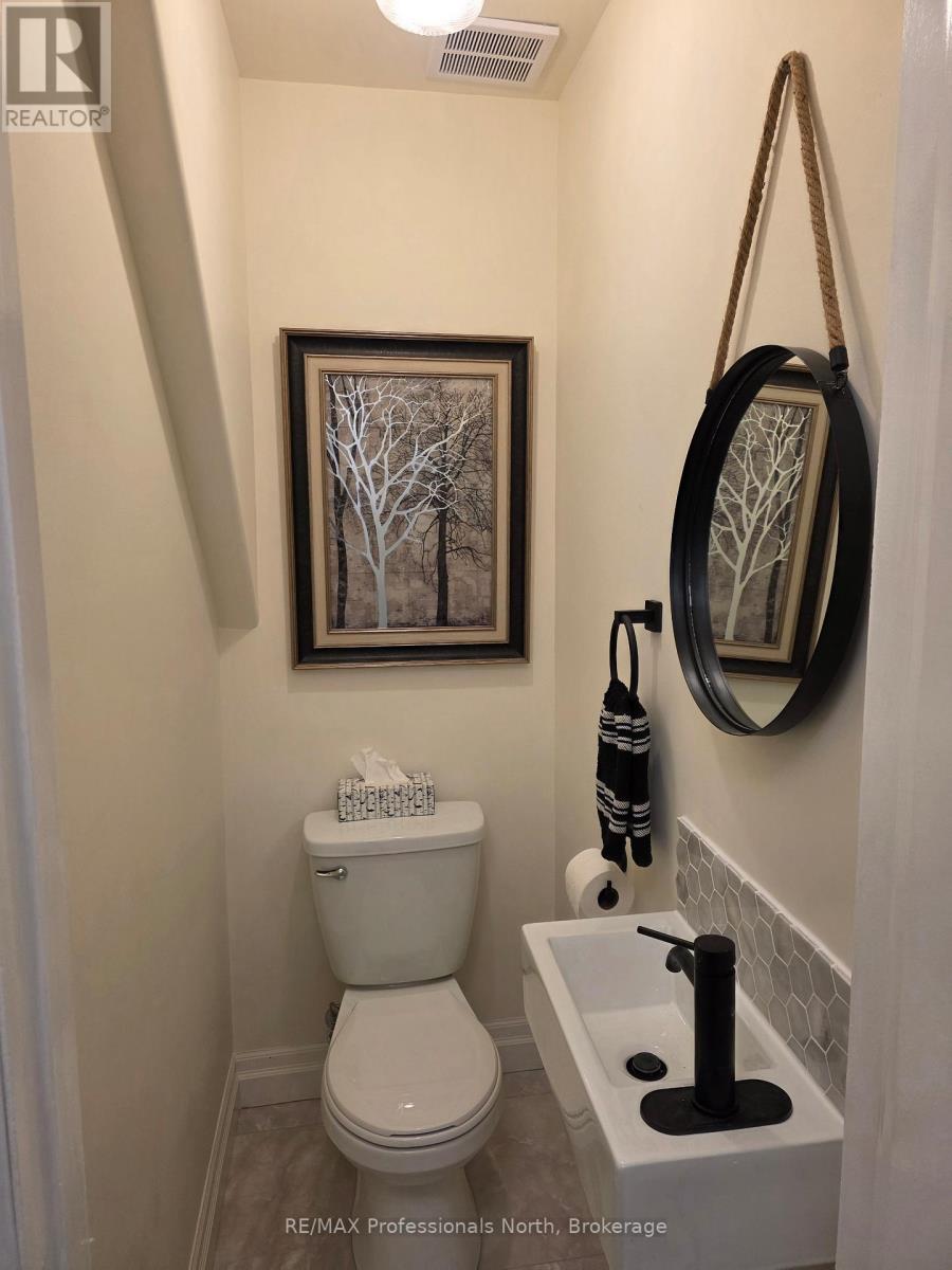 26 KITCHEN ROAD S - 14