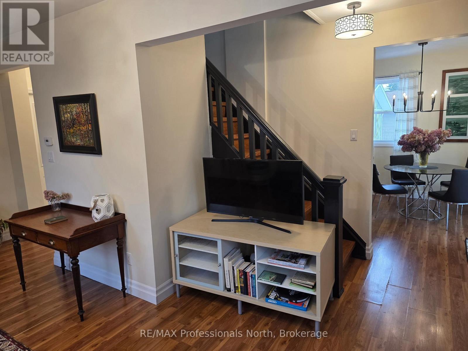 26 KITCHEN ROAD S - 9
