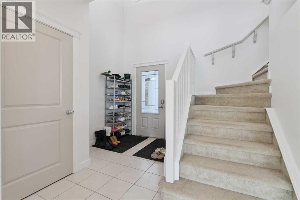 Single Family House for Sale in  Everbrook Crescent SW Evergreen Calgary 