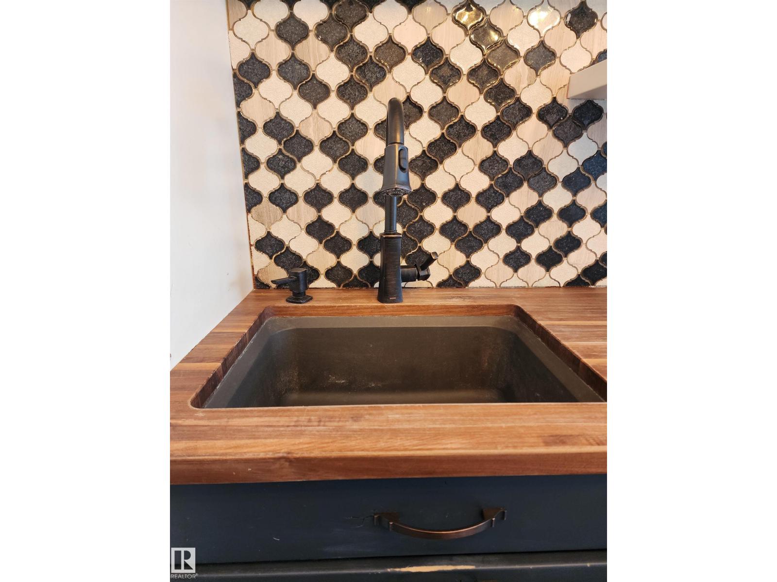 10305 98 AV, Fort Saskatchewan