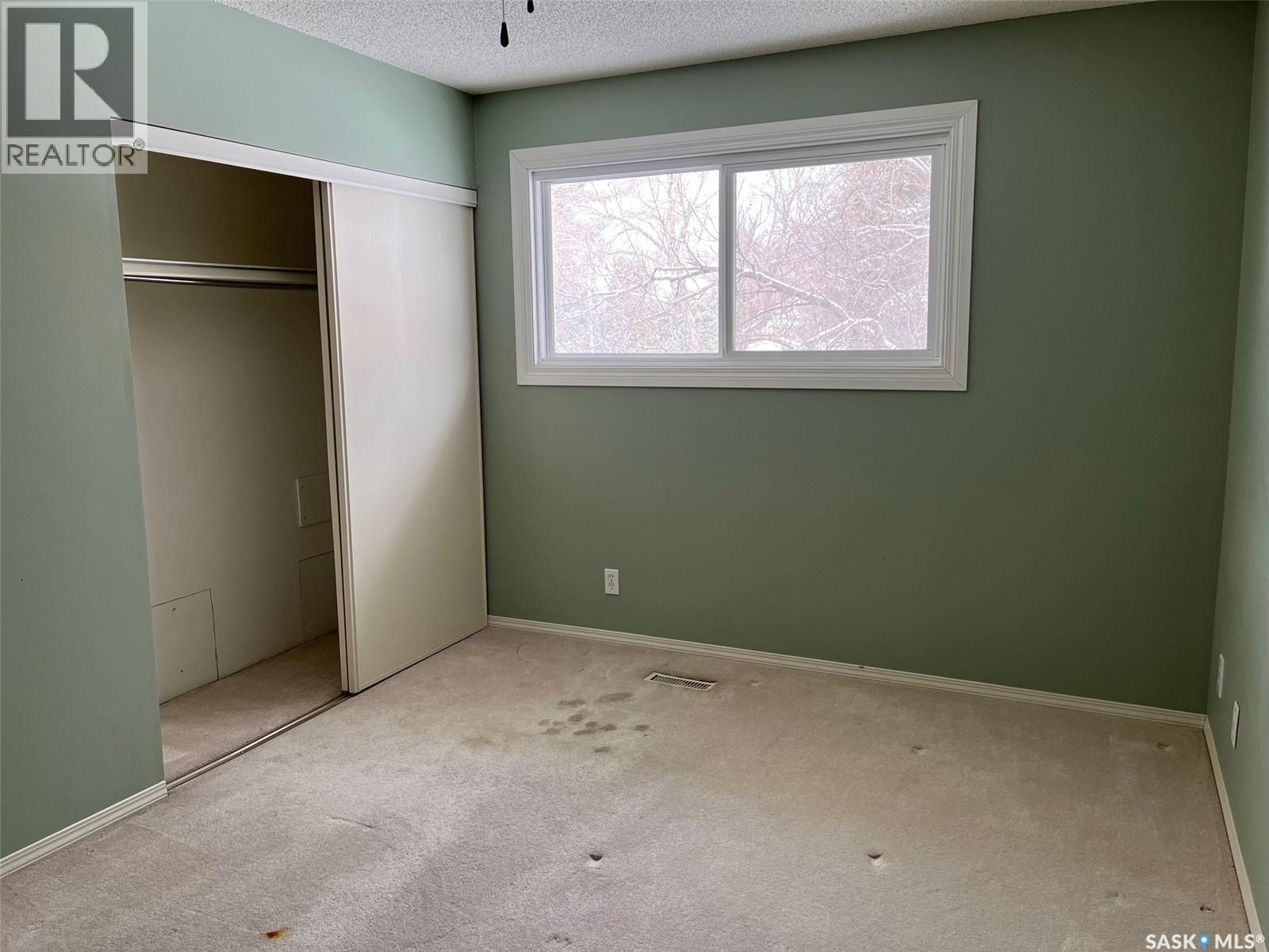 Single Family House for Sale in  Killarney WAY Regina 