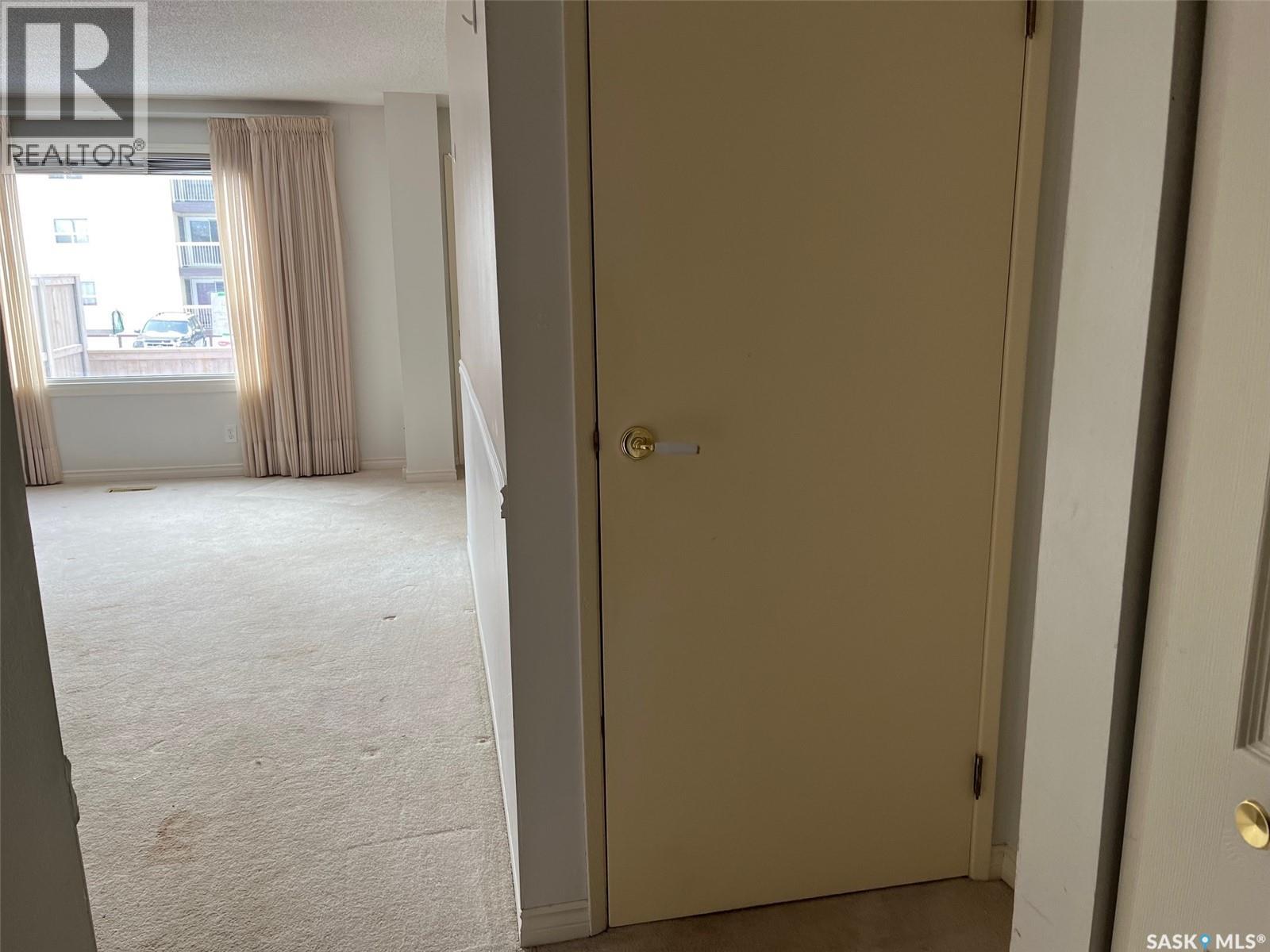 Single Family House for Sale in  Killarney WAY Regina 