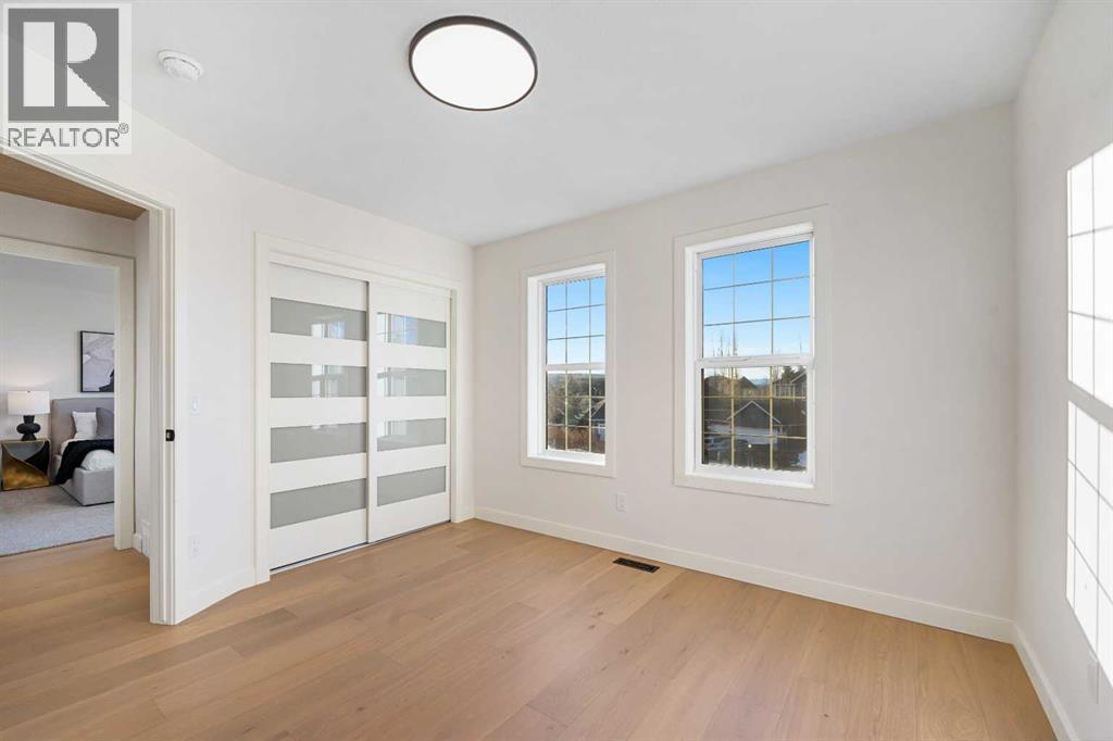 Single Family House for Sale in  Discovery Place SW Discovery Ridge Calgary 