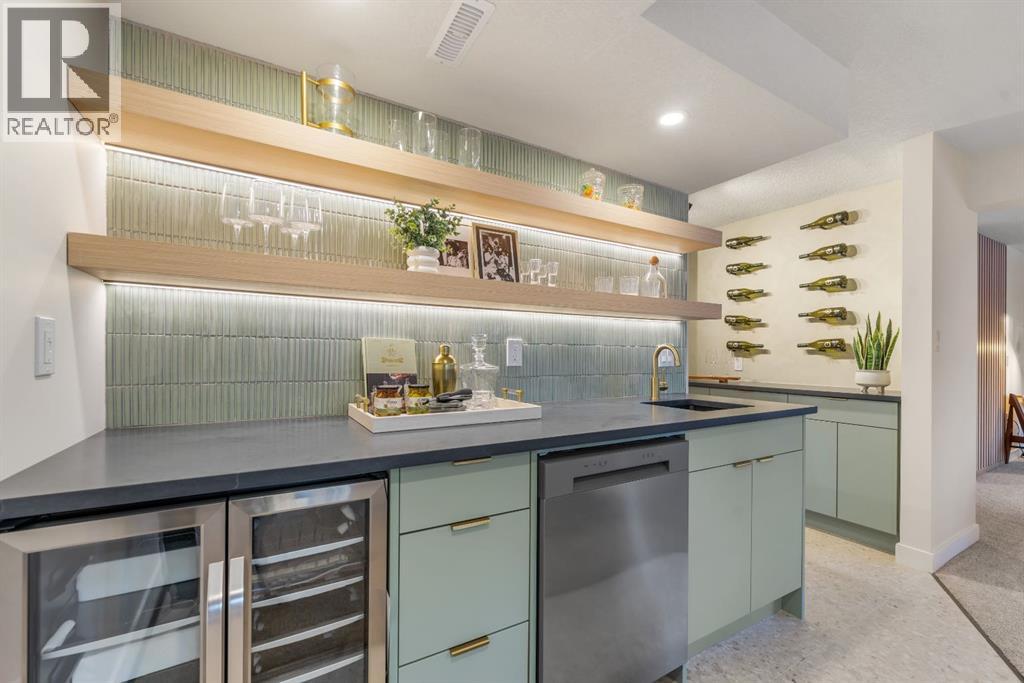 Single Family House for Sale in  Discovery Place SW Discovery Ridge Calgary 