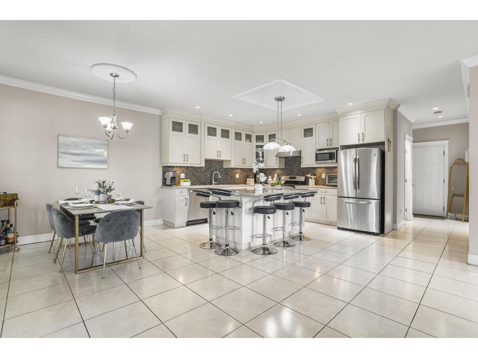 11790 80 Avenue, Delta