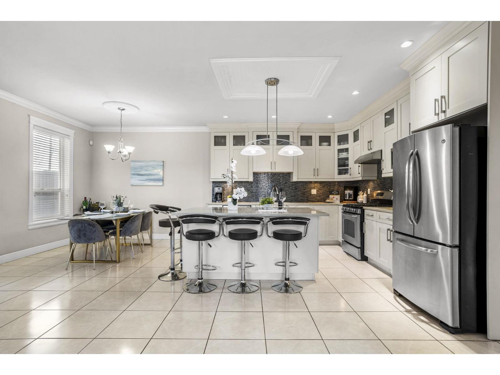 11790 80 Avenue, Delta