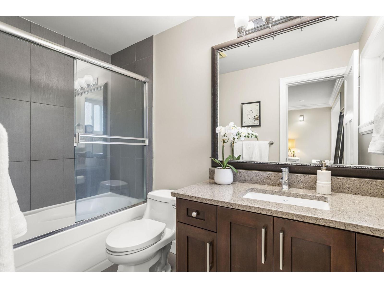 11790 80 Avenue, Delta