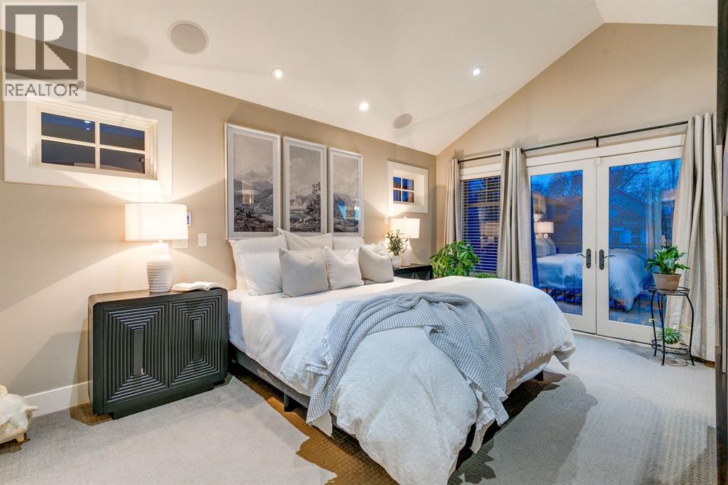 Single Family House for Sale in  Bowness Road NW Hillhurst Calgary 