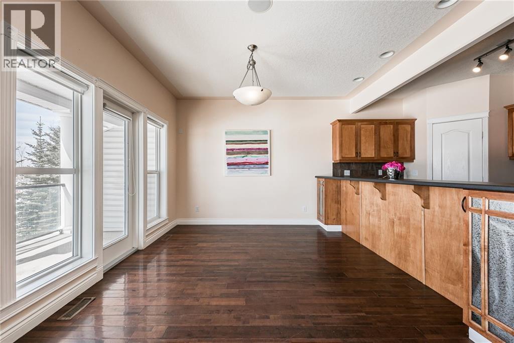 Single Family House for Sale in  ROCKY VISTA Terrace NW Rocky Ridge Calgary 