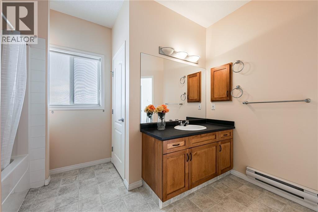 Single Family House for Sale in  ROCKY VISTA Terrace NW Rocky Ridge Calgary 