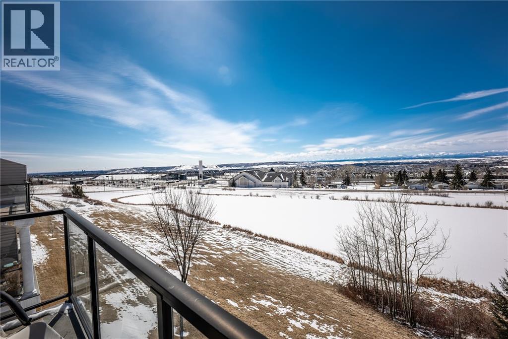 Single Family House for Sale in  ROCKY VISTA Terrace NW Rocky Ridge Calgary 
