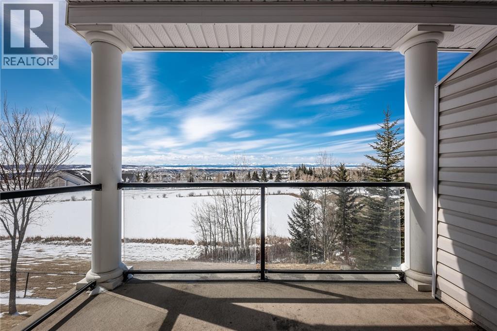 Single Family House for Sale in  ROCKY VISTA Terrace NW Rocky Ridge Calgary 