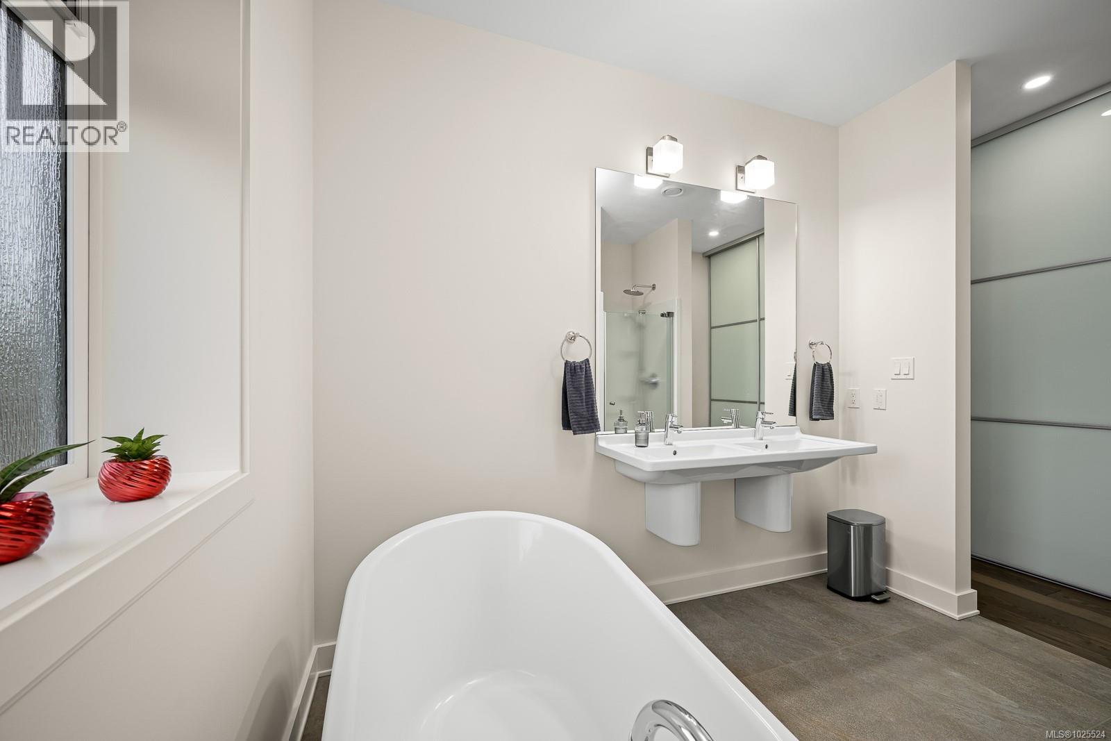 3767 MAPLE LANE - 23