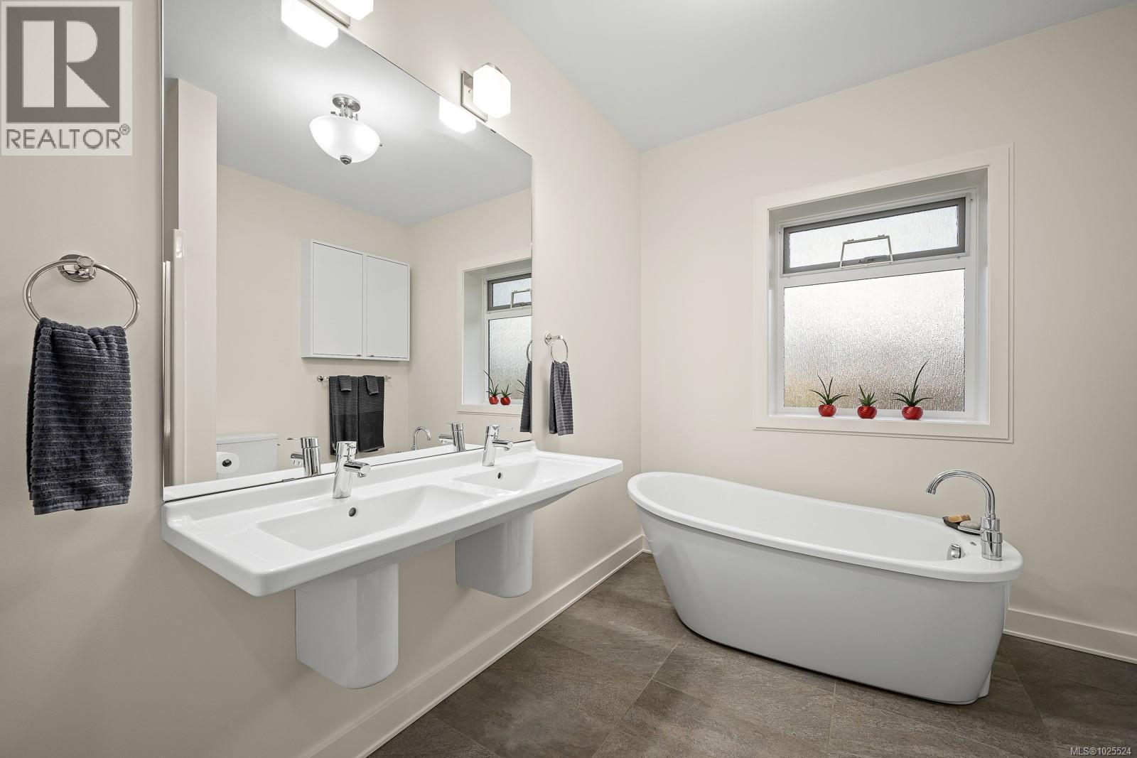 3767 MAPLE LANE - 28