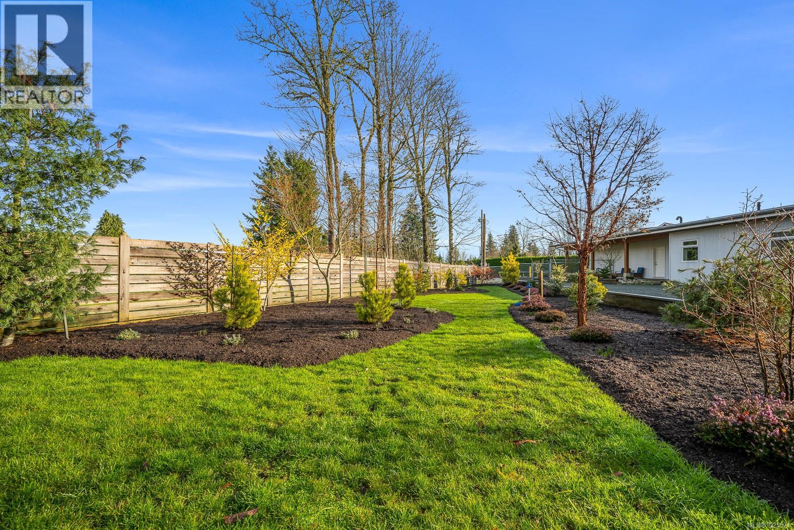 3767 MAPLE LANE - 48