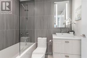 #914 480 FRONT STREET W - 21