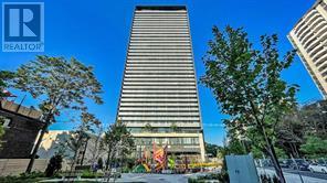 #2205 575 BLOOR STREET E - 3