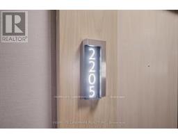 2205 - 575 Bloor Street E, Toronto, ON M4W0B2 Photo 10
