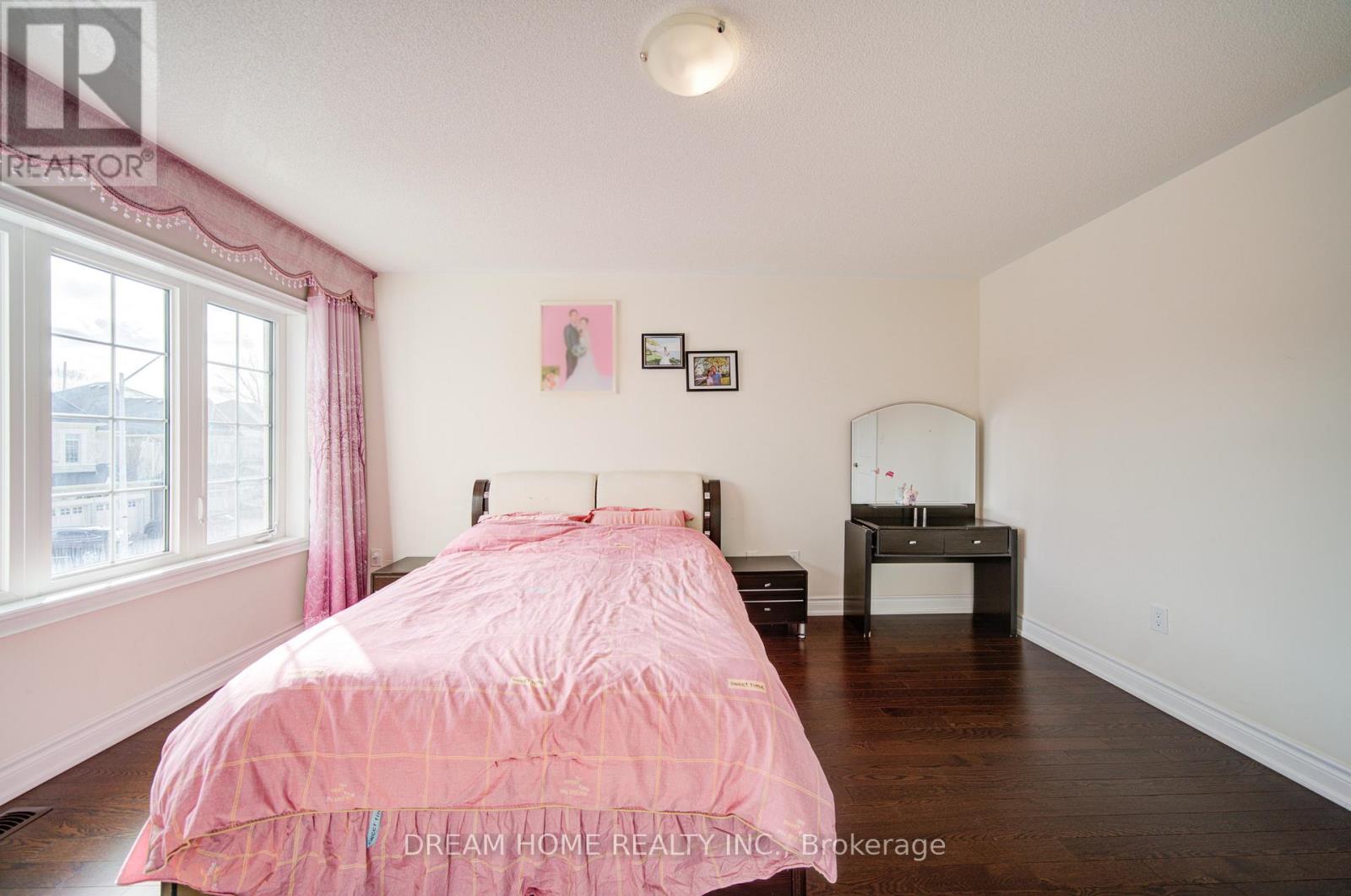 66 MOHANDAS DRIVE - 18