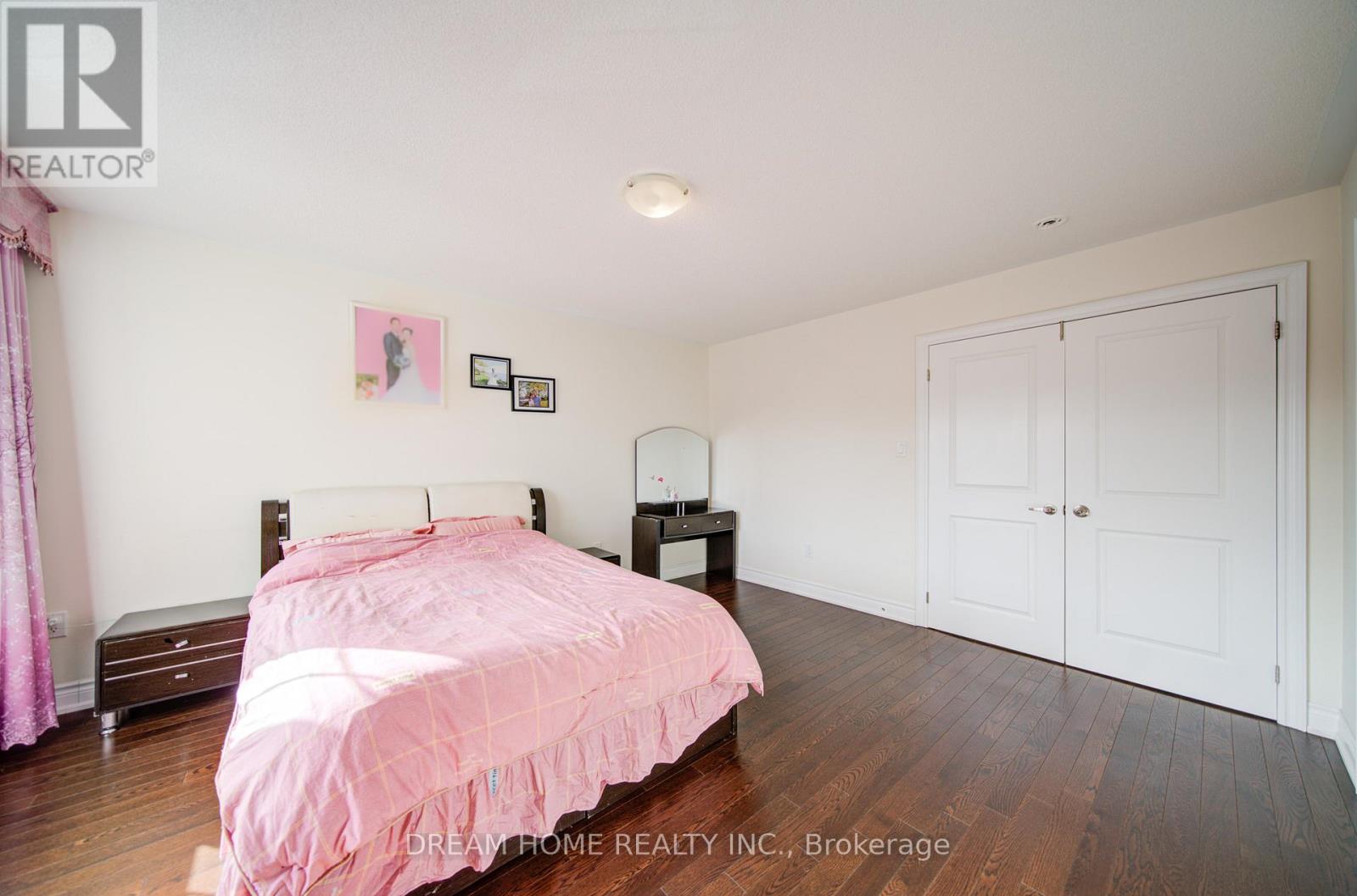 66 MOHANDAS DRIVE - 19