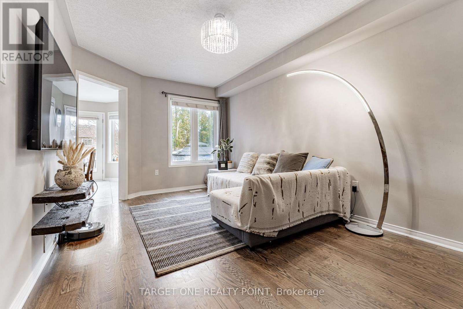 36 PRINCE DRIVE - 14
