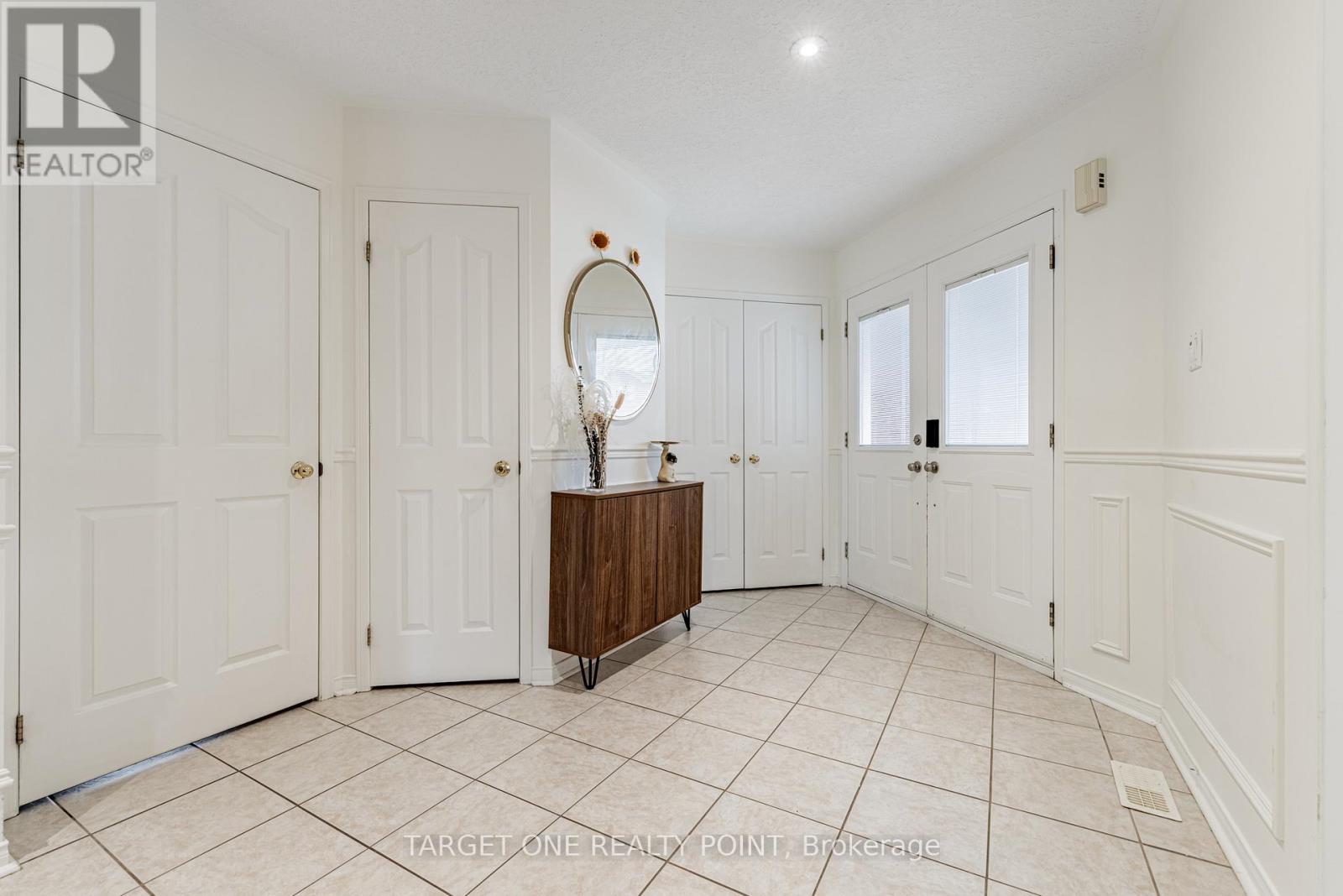36 PRINCE DRIVE - 4