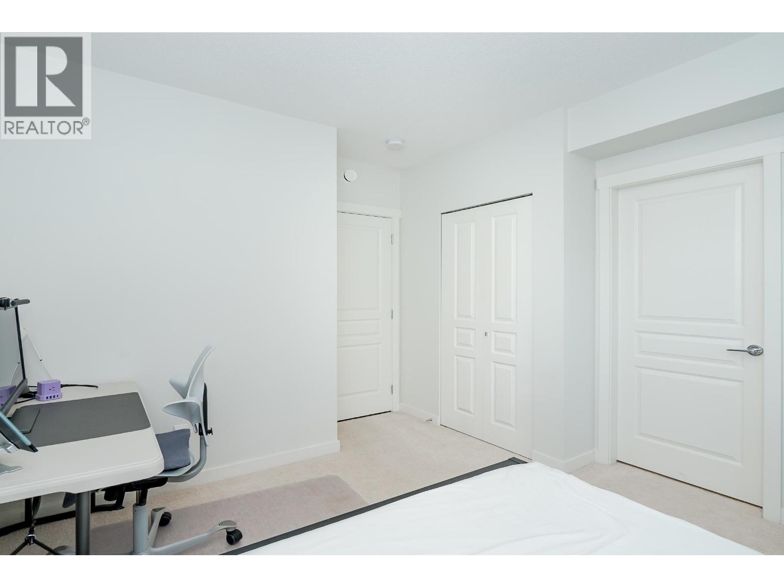 #71-10388 NO. 2 Road, Richmond