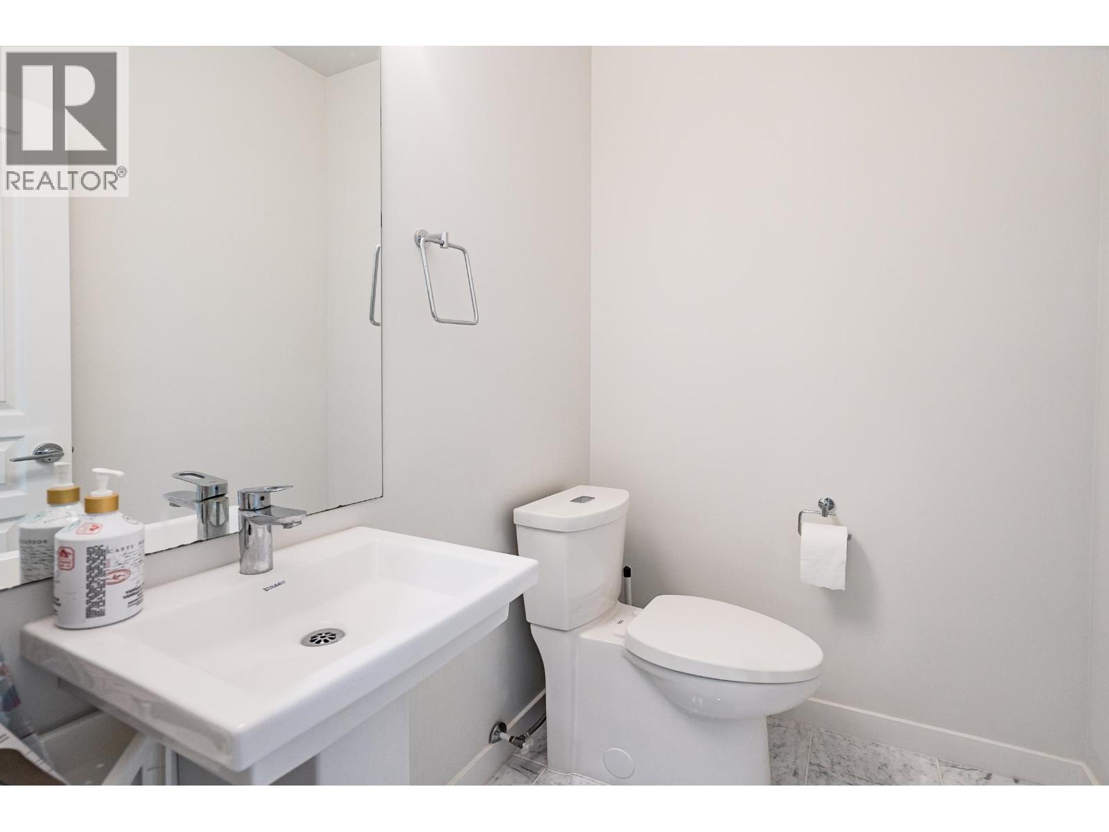 #71-10388 NO. 2 Road, Richmond