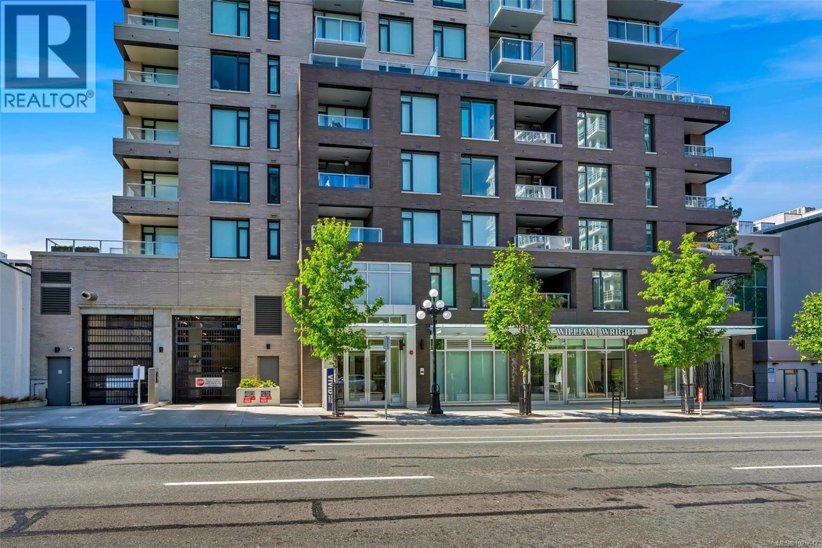 #1804 845 Johnson St - 2