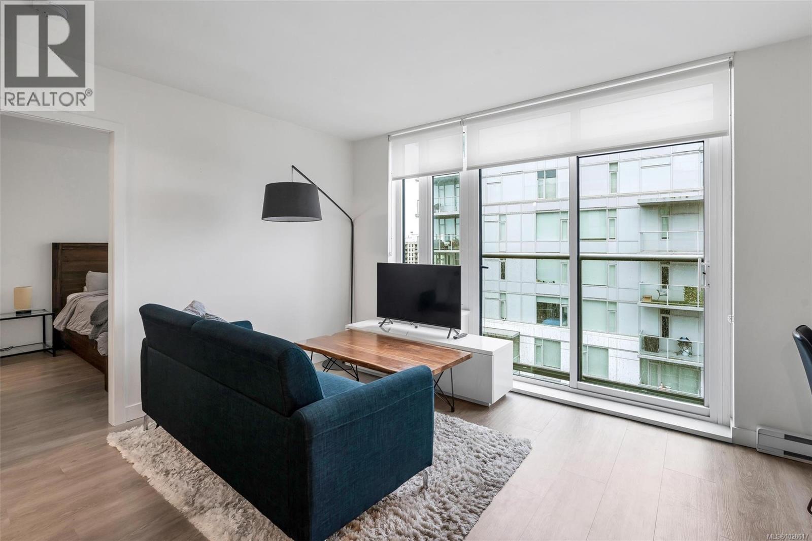 #1804 845 Johnson St - 6
