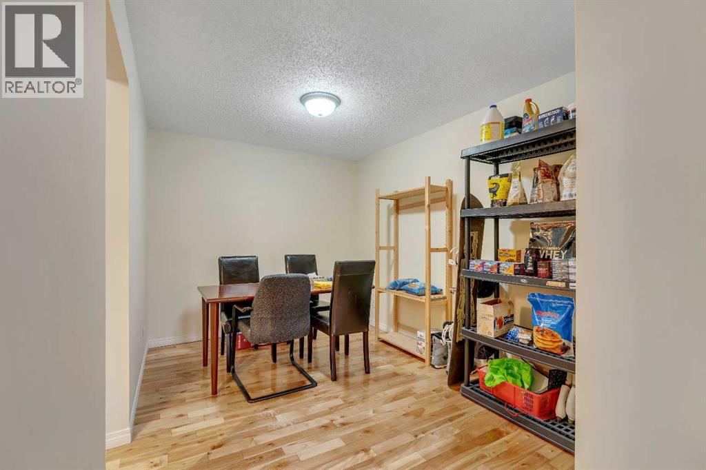 Single Family House for Sale in    Avenue SW Bankview Calgary 