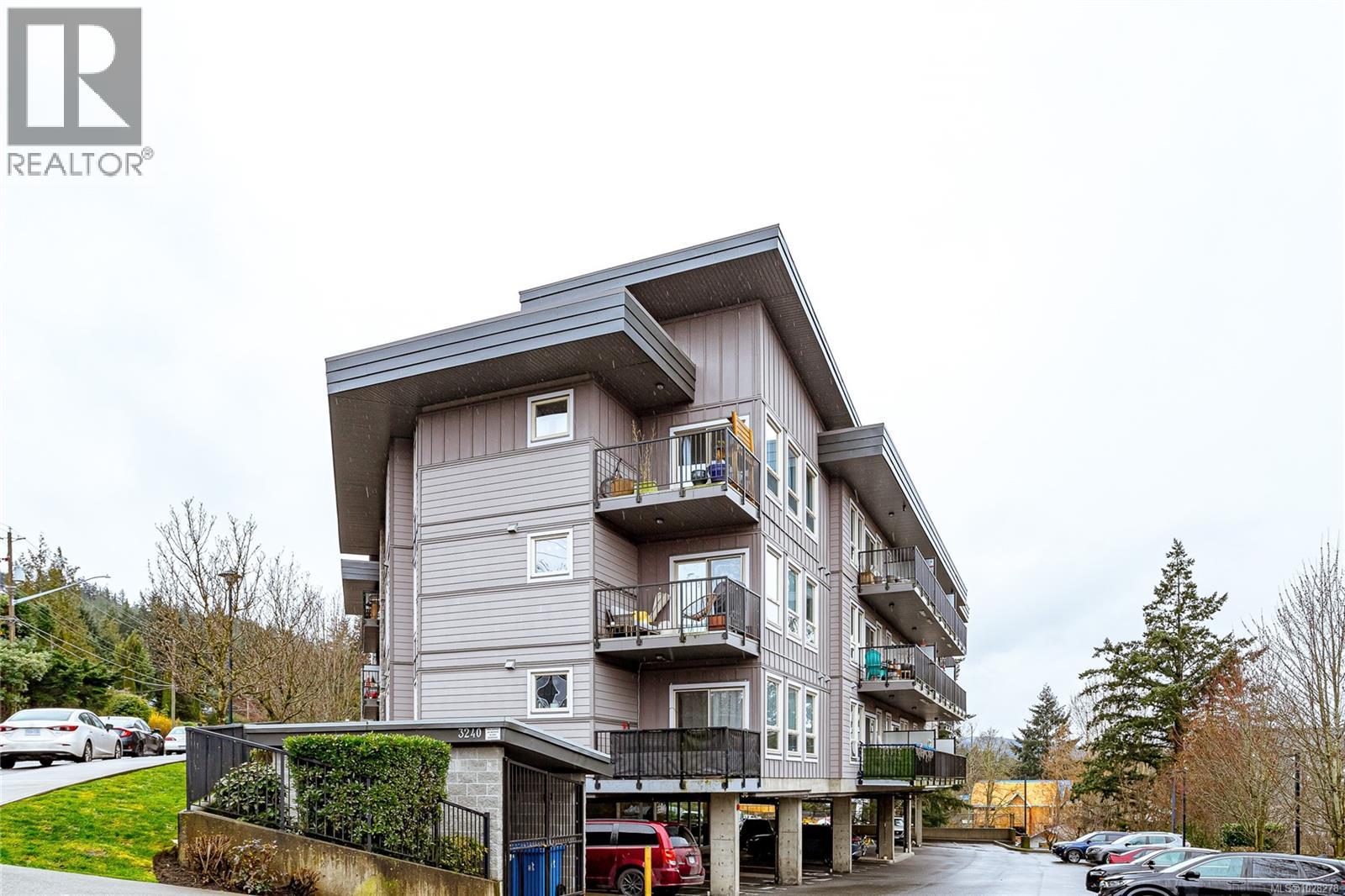 #402 3240 JACKLIN RD - 24