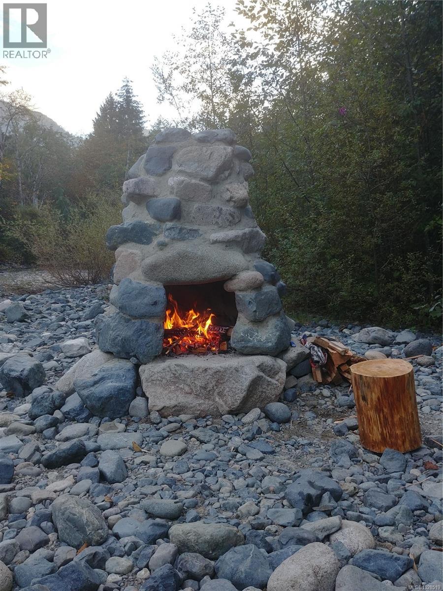 1858 TAYLOR WALK - 13