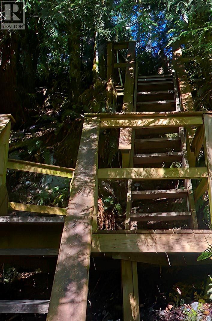 1858 TAYLOR WALK - 39