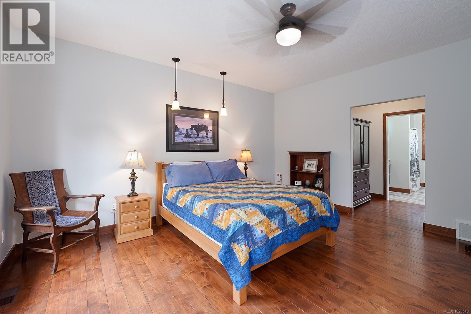 1858 TAYLOR WALK - 67