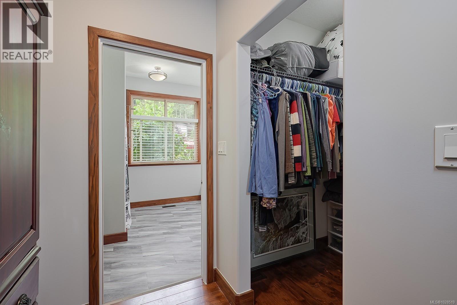 1858 TAYLOR WALK - 68