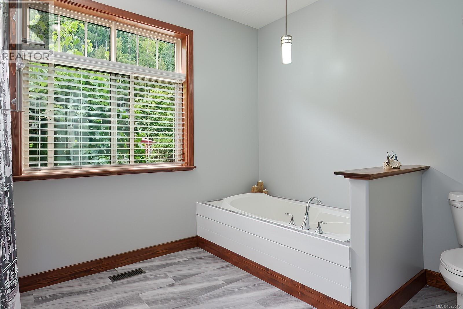 1858 TAYLOR WALK - 86