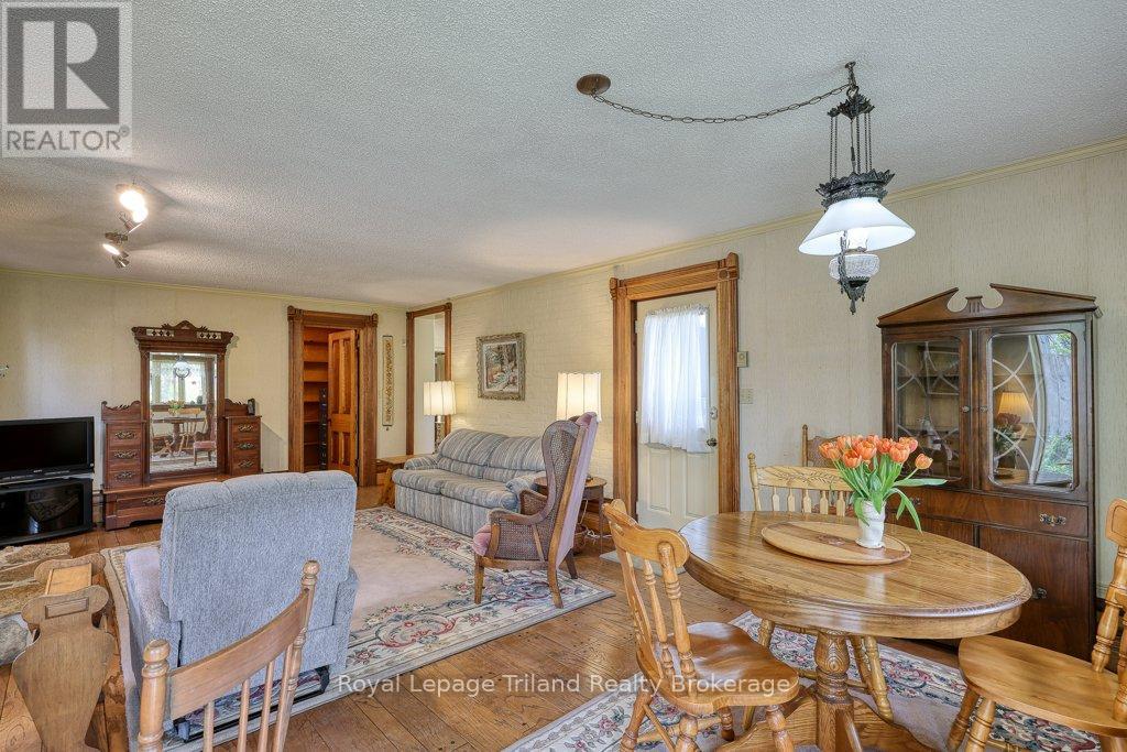 94 ROLPH STREET - 18