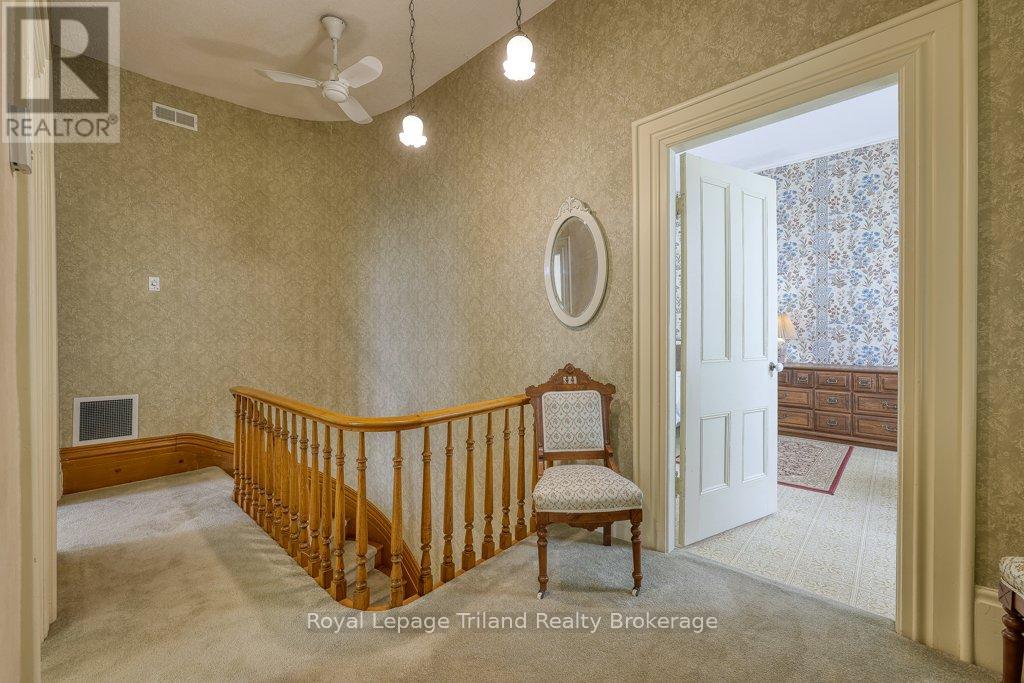 94 ROLPH STREET - 25