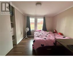 120 East Valley Road thumbnail 8