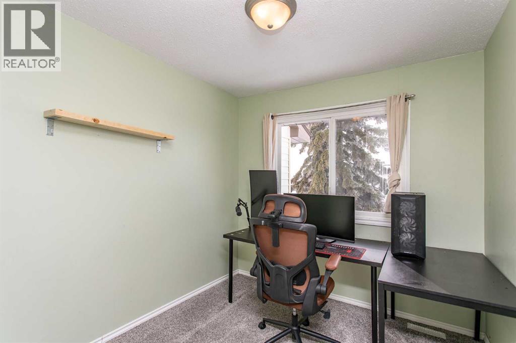 7124 Gray Drive, Red Deer