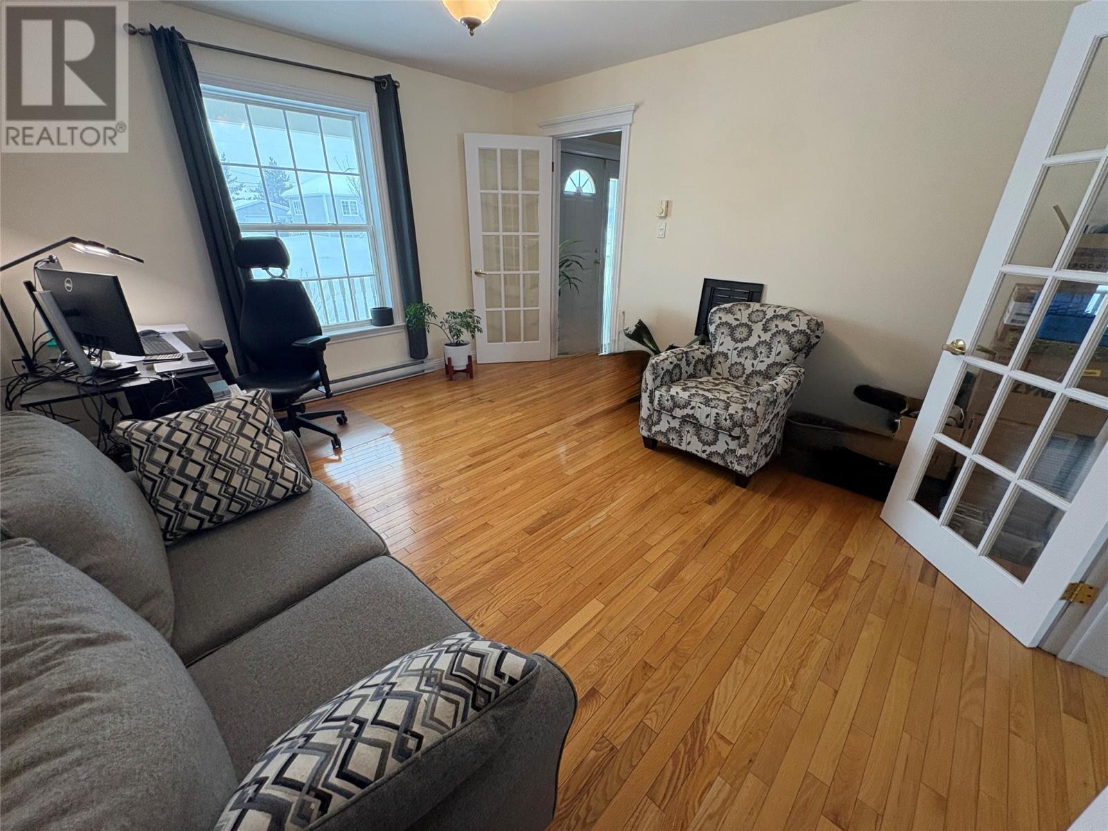 26 THOMAS STREET - 12