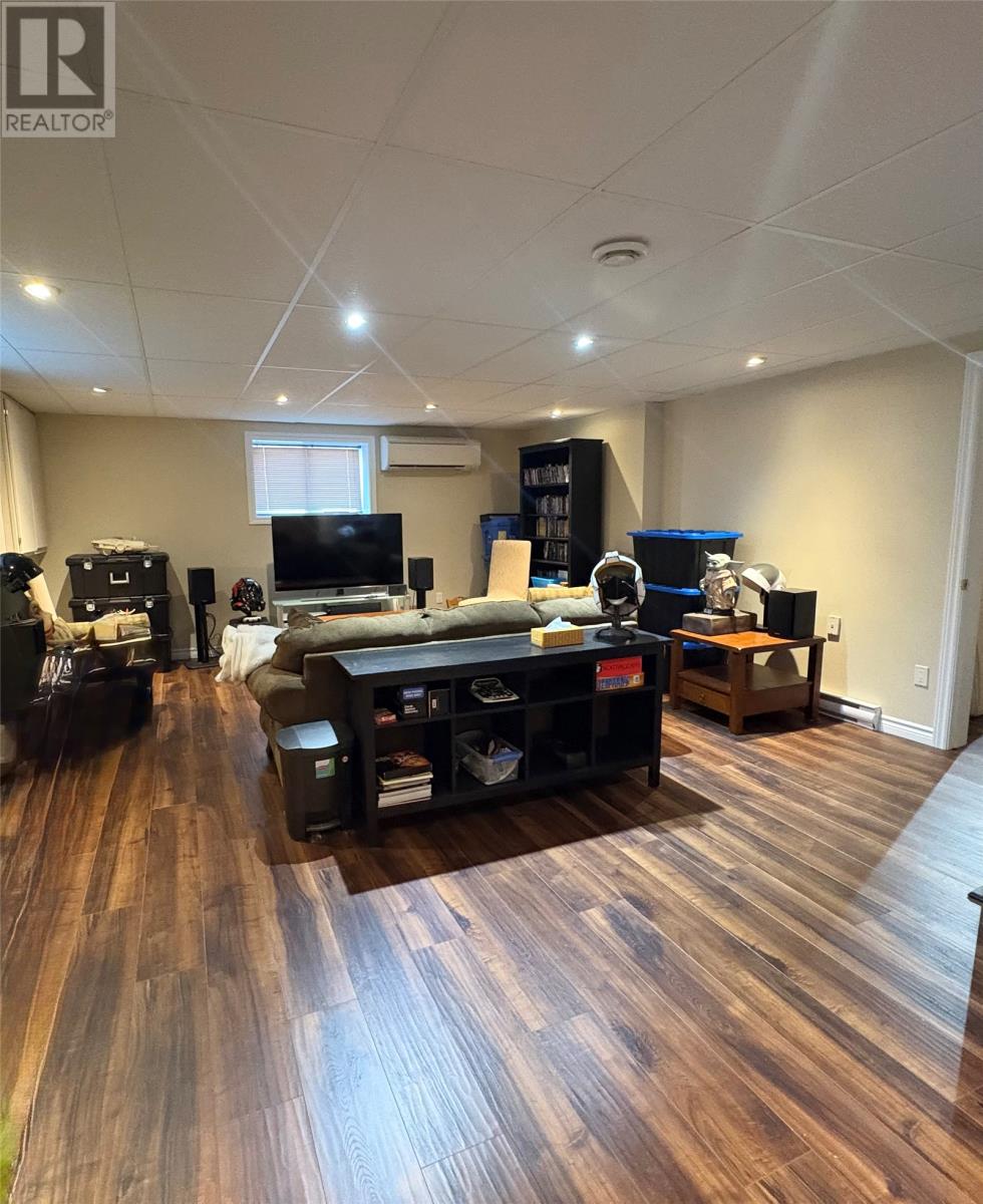 26 THOMAS STREET - 25