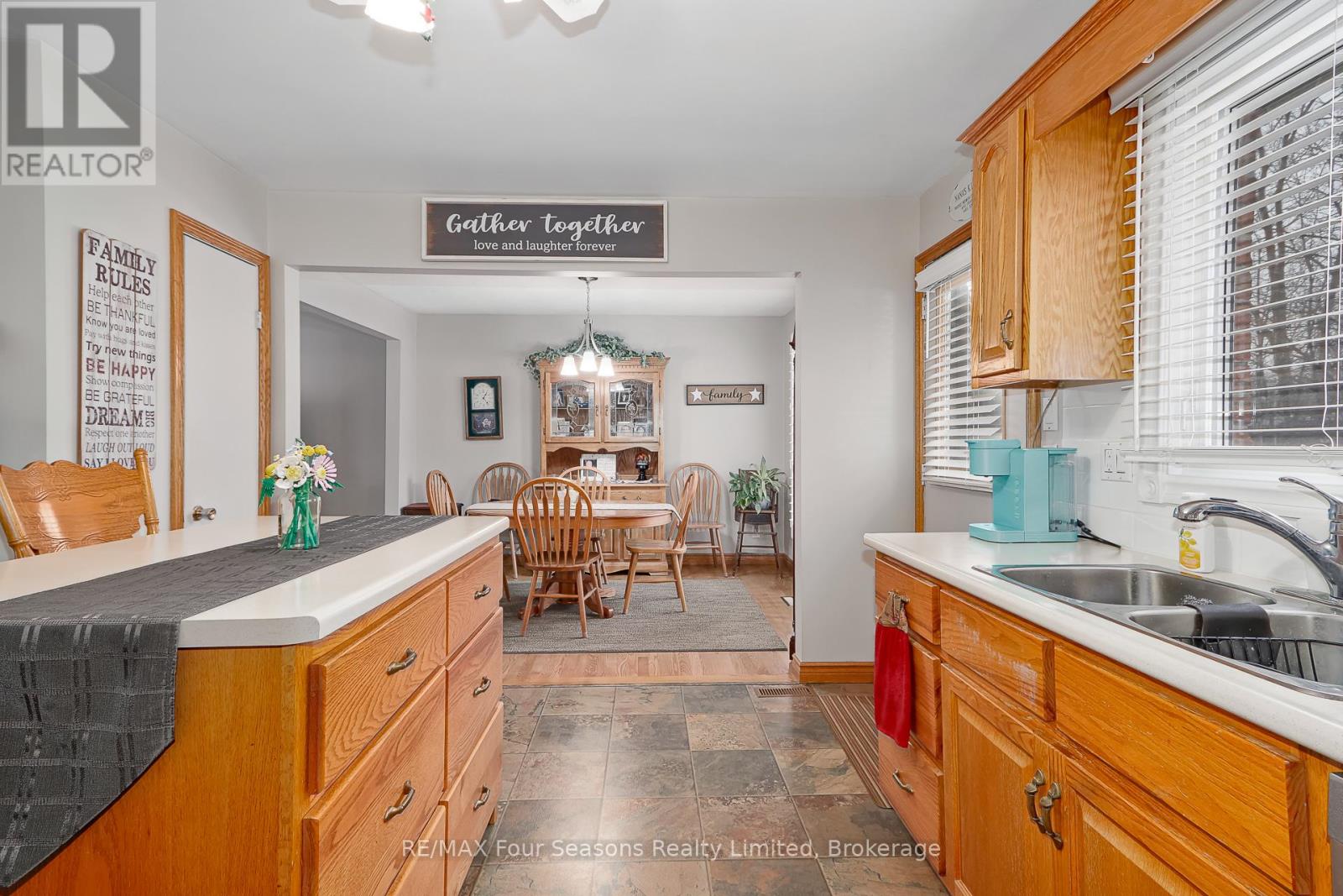 218 DATAS DRIVE - 15